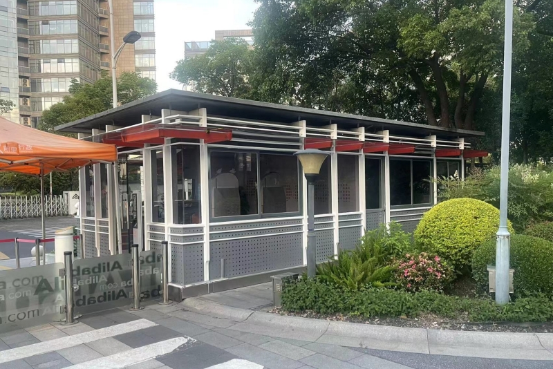 2014年兩個保安崗亭,經過10年還完好無損,質量杠杠的！！